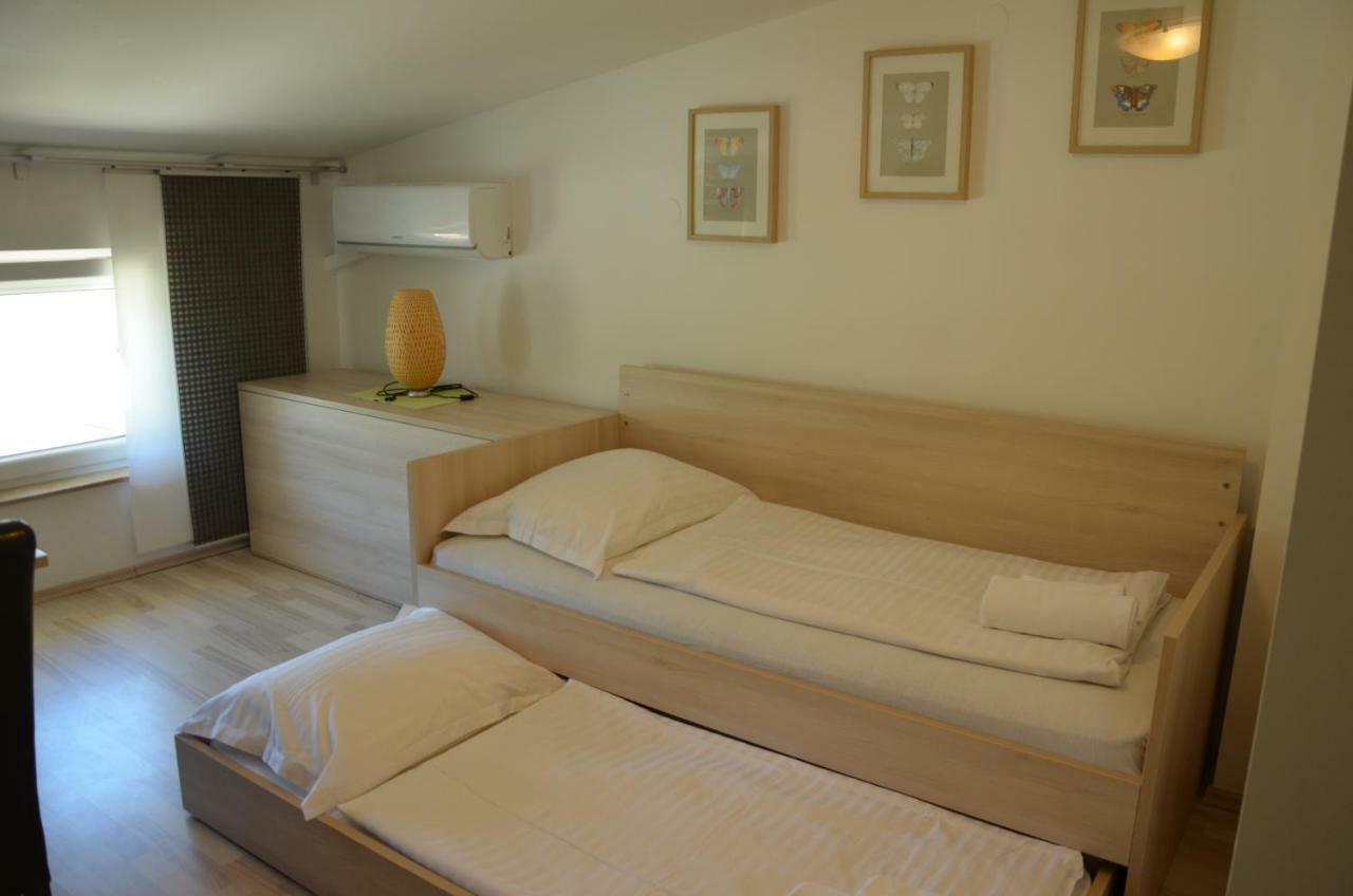Apartments Mango II Baška Eksteriør billede