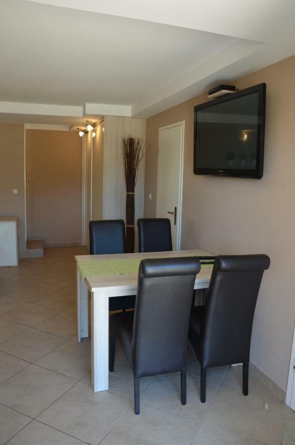 Apartments Mango II Baška Eksteriør billede
